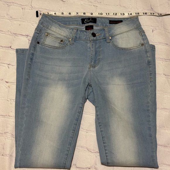 EARL JEANS Women's Stretchy  Light Blue Skinny Jeans ankle length Size 2 EUC - Picture 6 of 10